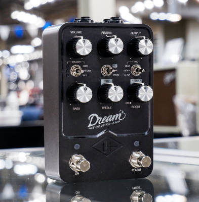 Gear Hunter | Universal Audio - UAFX Dream '65 Reverb
